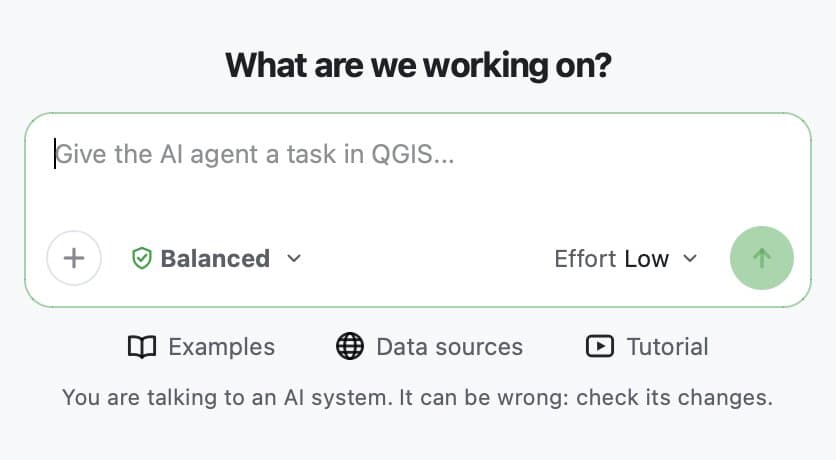 El panel vacío de AI Agent en QGIS, con el cuadro de mensaje y los botones Examples y Tutorial