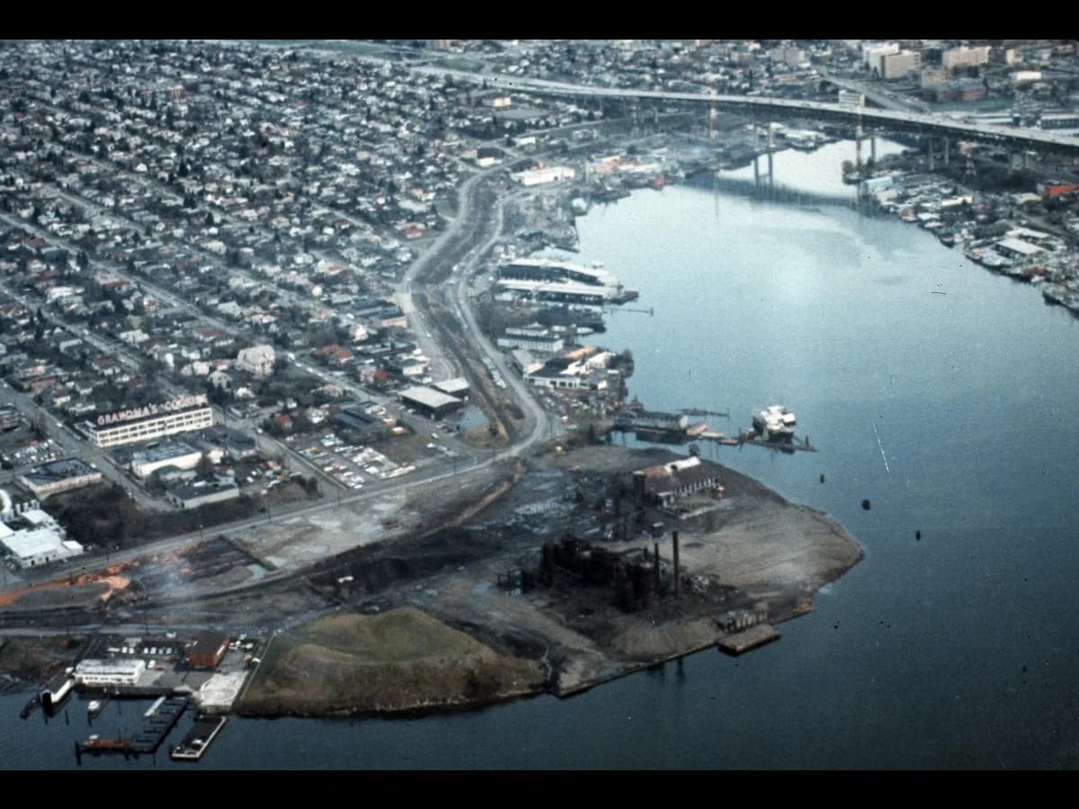The Gas Works Park site in Seattle in 1973, a former gasworks on the lake shore before it became a park.